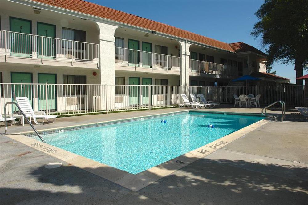 Motel 6-Pinole, Ca Kültér fotó